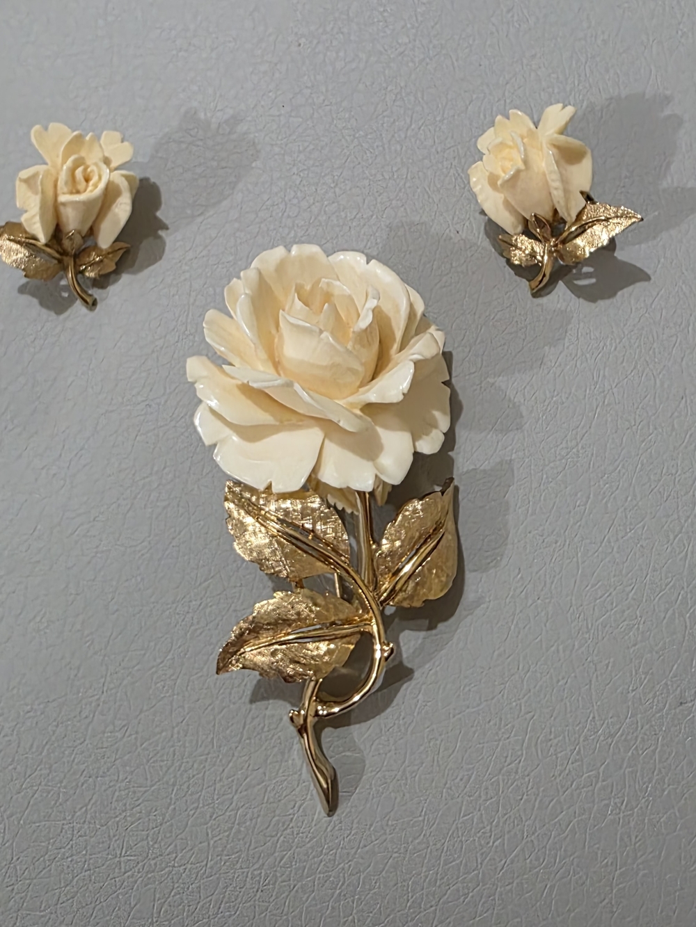 Vintage Signed Boucher Ivory Rose Brooch & Clip-On Earrings Set
